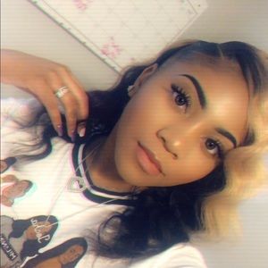 Meet your Posher, Eyesha